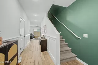 Photo #4: 7020967 Listing 