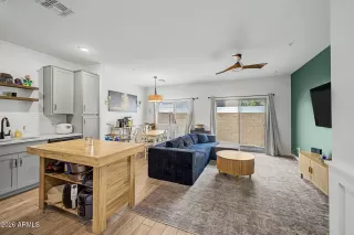 Photo #6: 7020967 Listing 