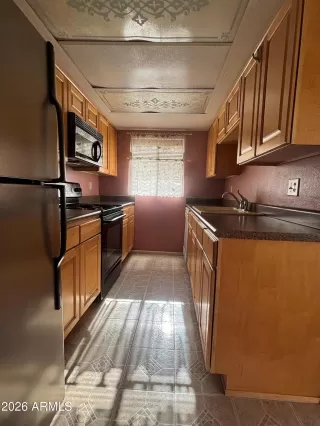 Photo #5: 7021084 Listing 