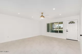 Photo #5: 7021161 Listing 