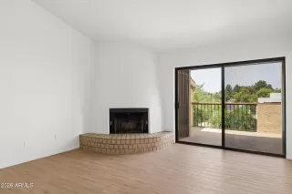 Photo #6: 7021232 Listing 