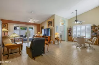 Photo #5: 7021246 Listing 