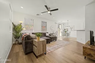 Photo #3: 7021400 Listing 