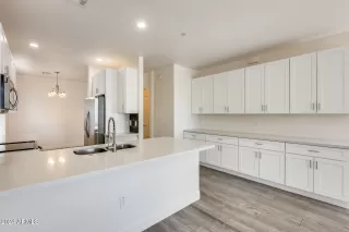 Photo #6: 7021425 Listing 