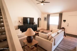 Photo #5: 7021599 Listing 