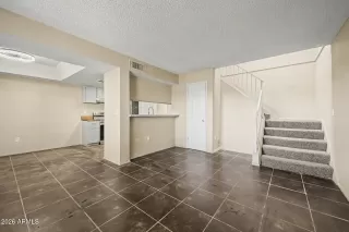 Photo #3: 7021753 Listing 