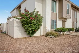 Photo #2: 7021766 Listing 