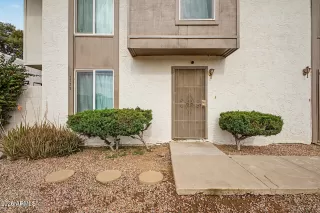 Photo #5: 7021766 Listing 