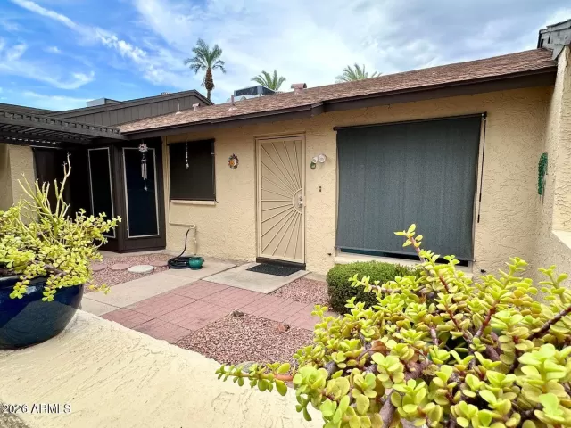 MLS: 7021904 Condo For Sale
