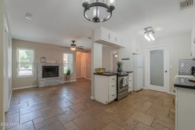 MLS: 7021926 Condo For Sale