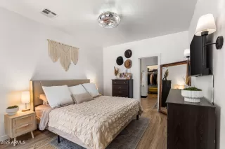 Photo #5: 7022078 Listing 