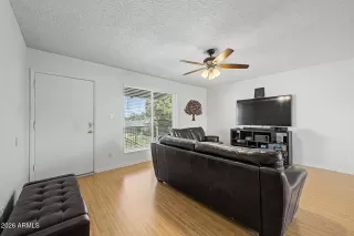 Photo #3: 7022083 Listing 