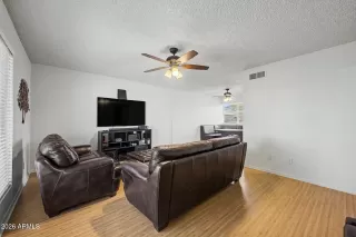 Photo #4: 7022083 Listing 