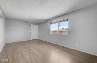 Photo #5: 7022105 Listing 
