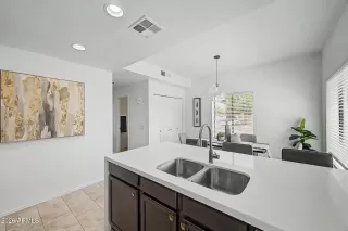 Photo #3: 7022116 Listing 