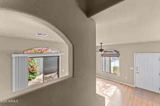 Photo #5: 7022158 Listing 