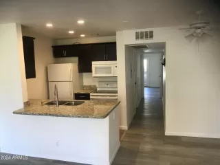 Photo #4: 7022205 Listing 