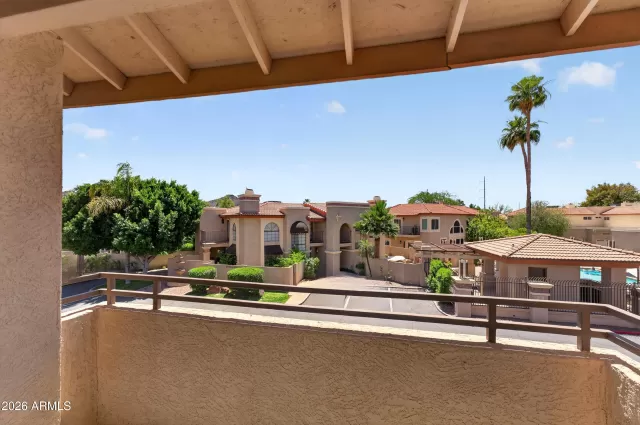 MLS: 7022209 Condo For Sale