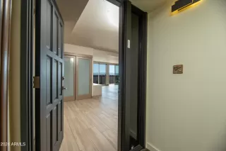 More Details about MLS # 7022223 : 2323 N CENTRAL AVENUE 903#903