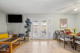 Photo #6: 7022263 Listing 