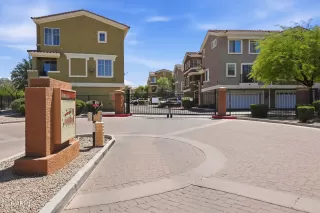 Photo #1: 7022302 Listing 