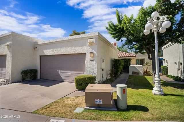 MLS: 7022581 Condo For Sale