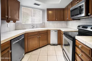Photo #5: 7022581 Listing 