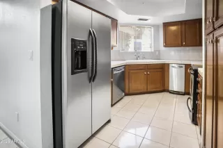 Photo #6: 7022581 Listing 