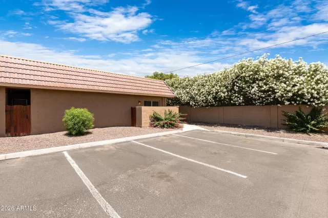 MLS: 7022583 Condo For Sale