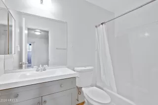 Photo #5: 7022583 Listing 