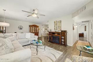 Photo #6: 7022607 Listing 