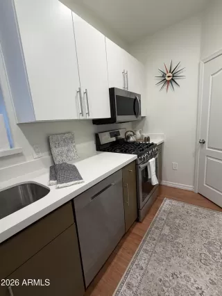 Photo #3: 7022695 Listing 