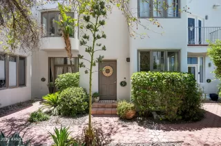 Photo #1: 7022925 Listing 