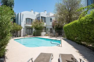 Photo #2: 7022925 Listing 