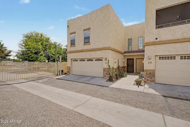 MLS: 7022988 Condo For Sale