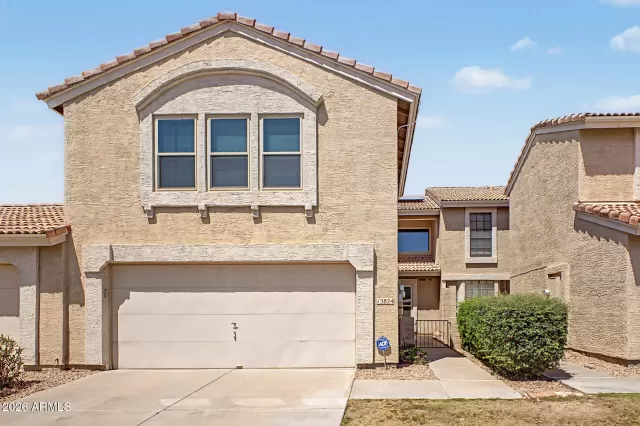 MLS: 7023112 Condo For Sale