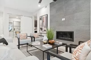 Photo #3: 7023170 Listing