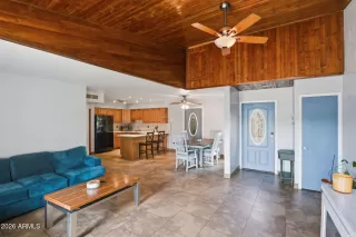 Photo #6: 7023587 Listing 