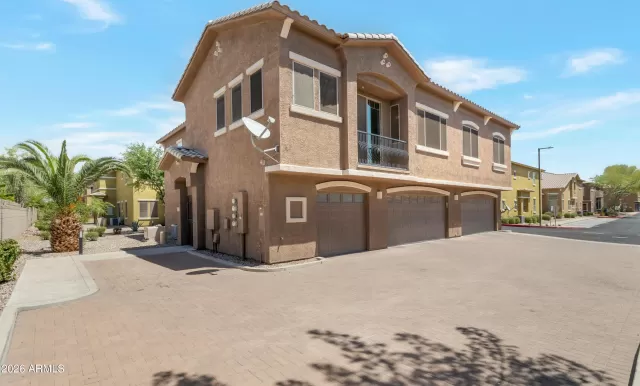 MLS: 7023619 Condo For Sale