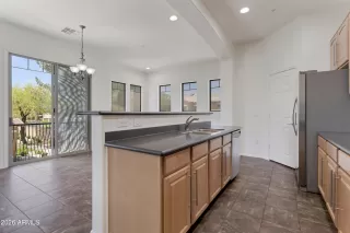 Photo #5: 7023619 Listing 