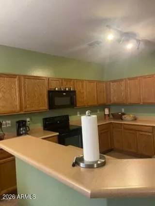 Photo #6: 7023662 Listing