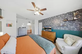 Photo #4: 7023674 Listing