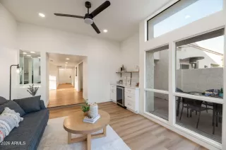 Photo #4: 7024166 Listing 