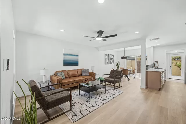 MLS: 7024309 Condo For Sale