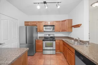 Photo #3: 7024377 Listing 