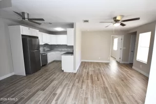 Photo #6: 7024516 Listing 