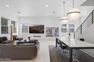 Photo #2: 7024598 Listing 