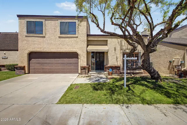 MLS: 7024759 Condo For Sale