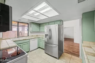 Photo #5: 7024759 Listing 