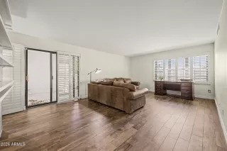 Photo #6: 7024800 Listing 